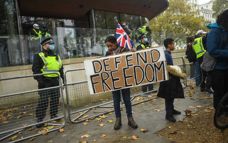 Londyn: 18 osób aresztowano podczas protestu przeciw restrykcjom