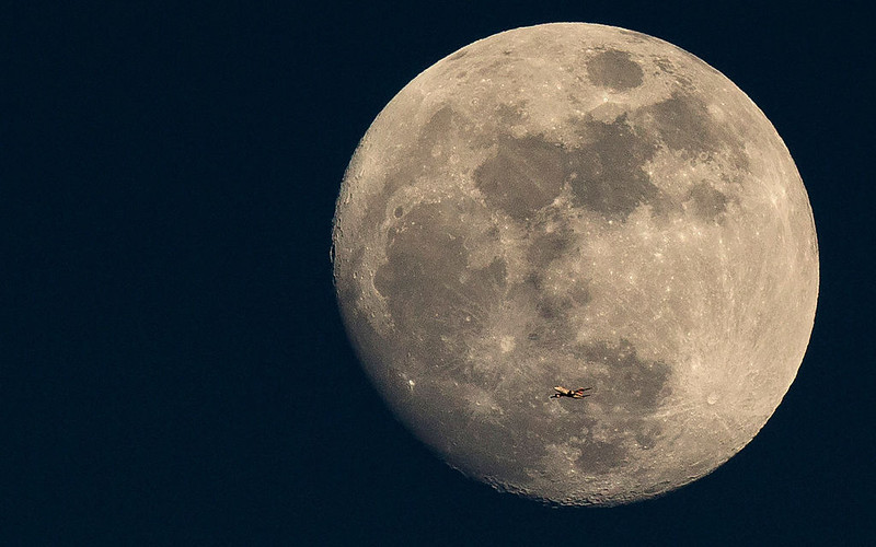 Water found in sunlight and shadow on the moon