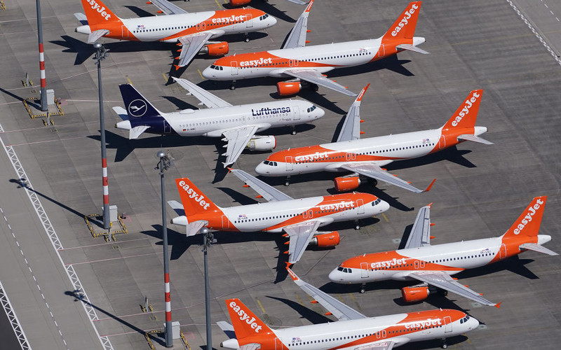 EasyJet scales back flying capacity again after latest virus restrictions