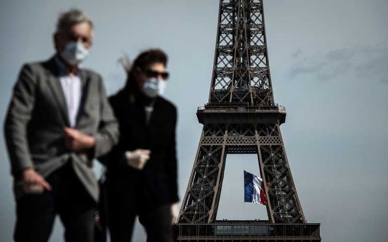 Rząd Francji: "Kraj jest daleki od wyjścia z kwarantanny"