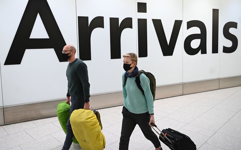 Anglia: Krótsza kwarantanna w zamian za test za nawet £120