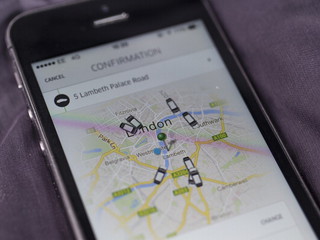 Uber wygrywa w Londynie. Mieszkańcy miasta stają murem za aplikacją