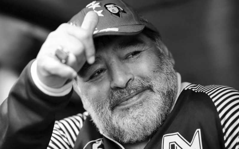 Legenda piłki nożnej - Diego Maradona - nie żyje