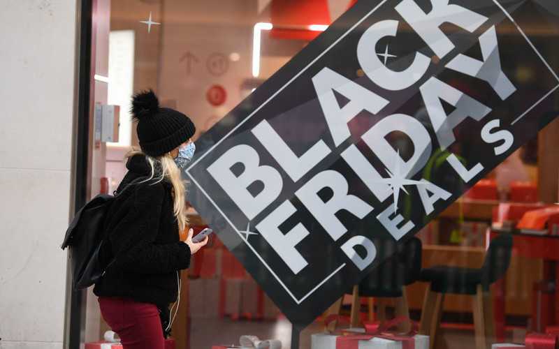Black Friday w UK: Giganci rezygnują z wyprzedaży