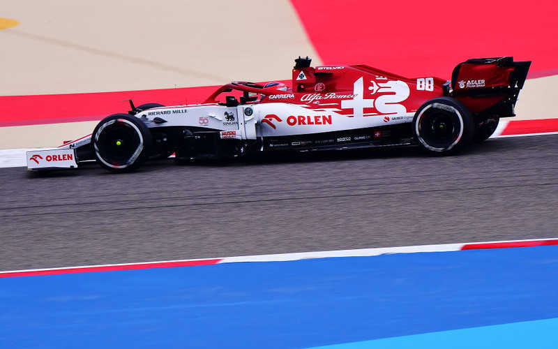 Formula 1: Kubica 13th in Bahrain's first practice, Hamilton was the fastest