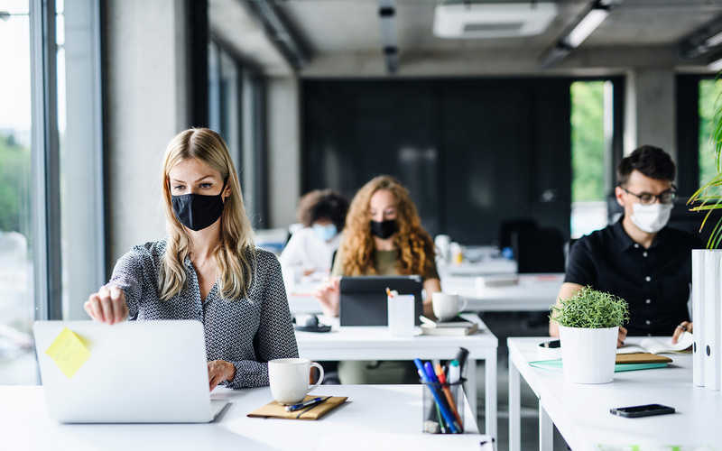 The Polish government made it compulsory to wear a mask at work