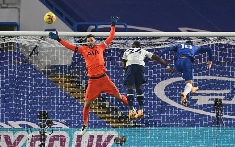 Premier League: Tottenham returns to top after draw vs Chelsea