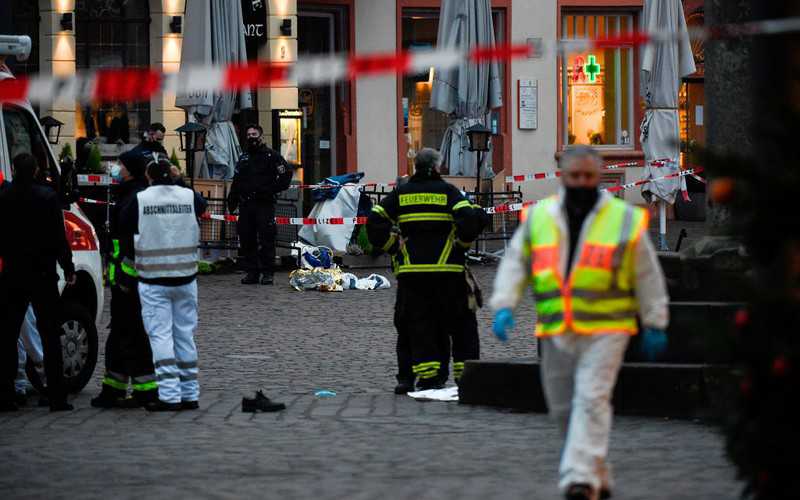 Two killed by car in pedestrian zone in German town