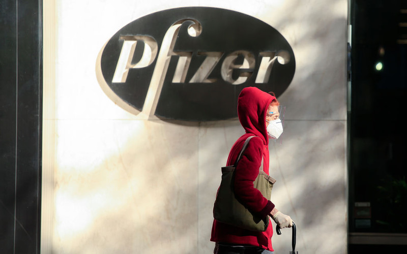 What are the Pfizer vaccine side effects?