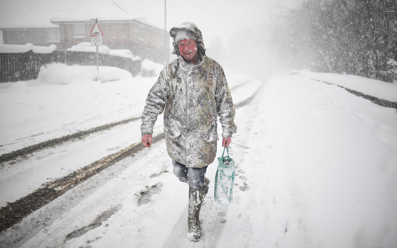 Snow in South East as temperatures plunge to near freezing in capital