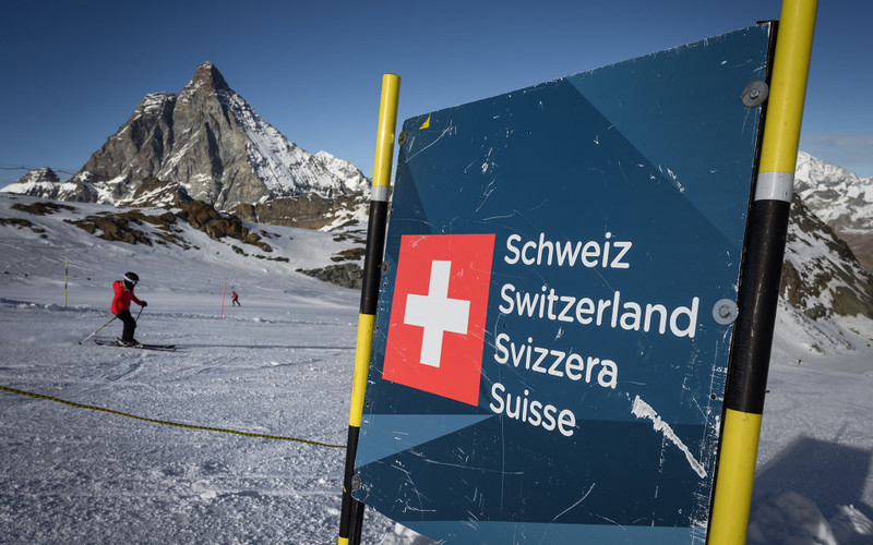 Switzerland: New epidemic restrictions, but ski resorts open
