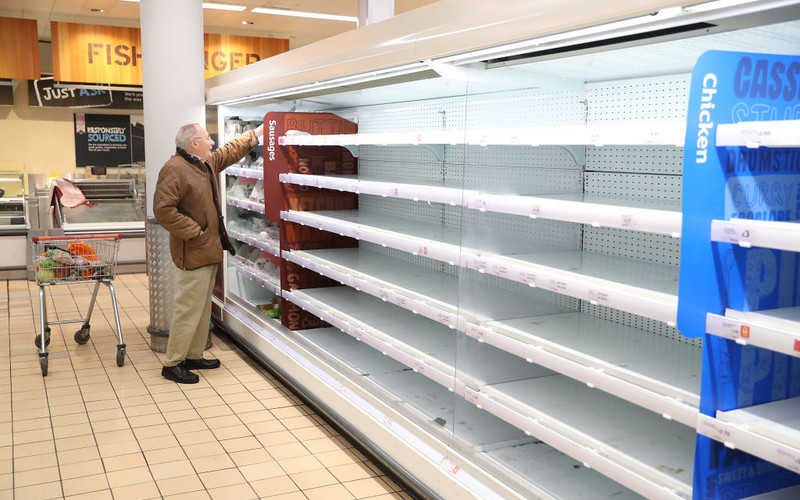 Brexit bez umowy to "puste półki w supermarketach na początku 2021 r."