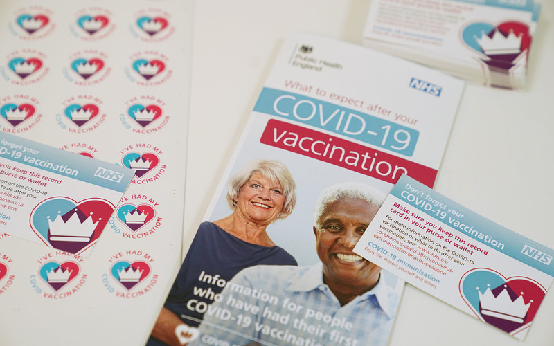 Covid-19 vaccine: Allergy warning over new jab