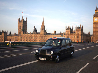 Rewolucja w londyńskich taksówkach. Wkrótce za podróż zapłacisz kartą