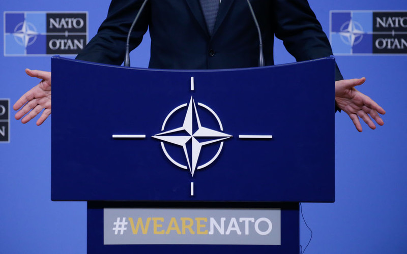 Majority in Swedish parliament backs 'NATO option'