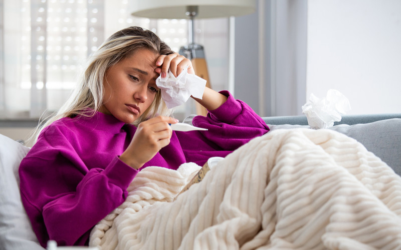 Badanie: Choroba wywołana przez SARS-CoV-2 cięższa niż sezonowa grypa