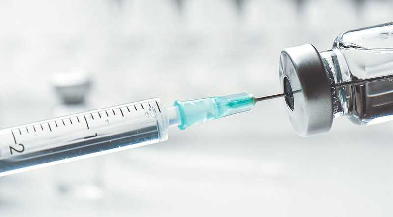 Vaccinations in Poland: Priority groups first, others from January 15th
