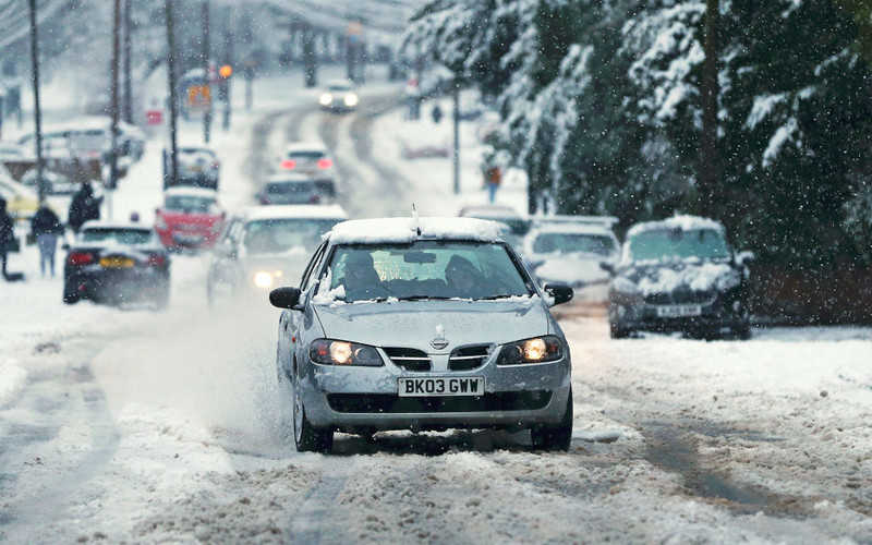 Britain braced for six inches of snow and temperatures as low as -10 C