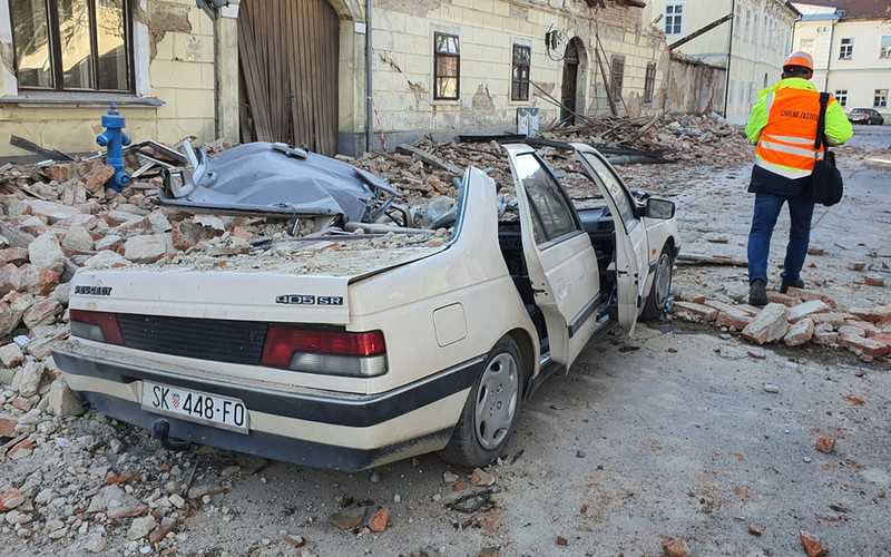 Earthquake of magnitude 6.4 strikes near Zagreb, Croatia