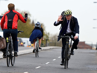 Kandydat na burmistrza Londynu: "Nie pozwalam córkom jeździć rowerem w mieście"