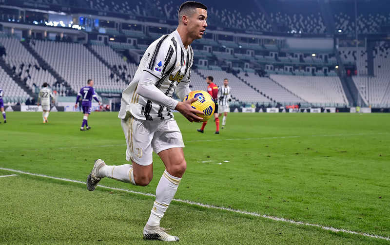 Cristiano Ronaldo: Mam nadzieję grać jeszcze przez wiele lat