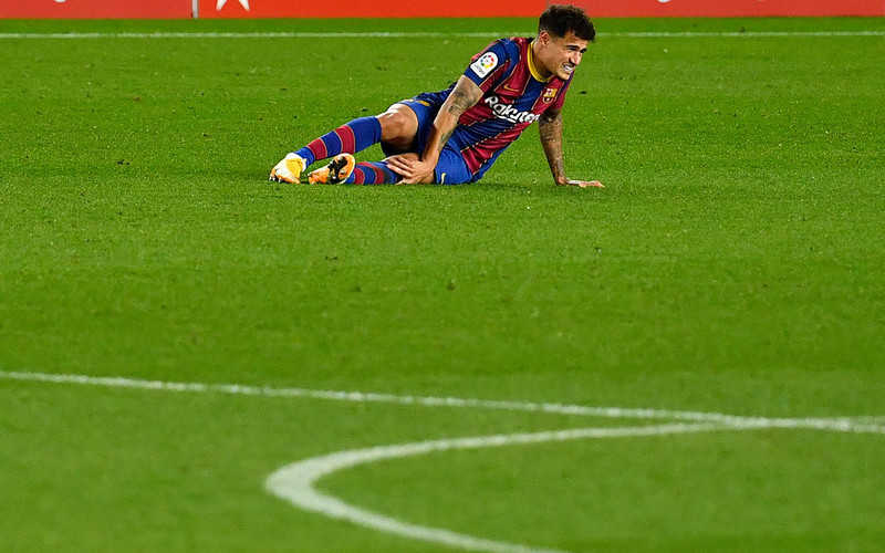 Barcelona's Brazilian player Philippe Coutinho will be absent for four months