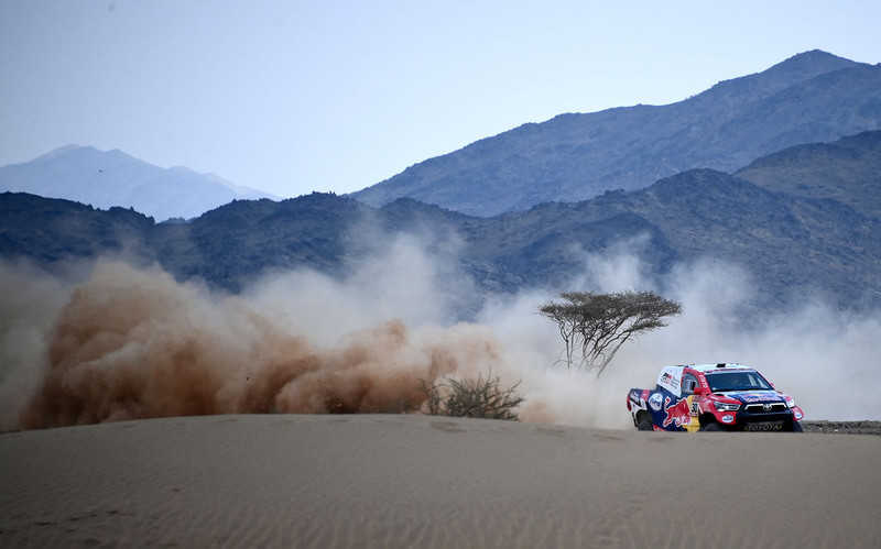 Dakar Rally: A successful start for the Poles