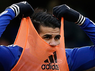 Costa złamał na treningu nos, jutro już zagra