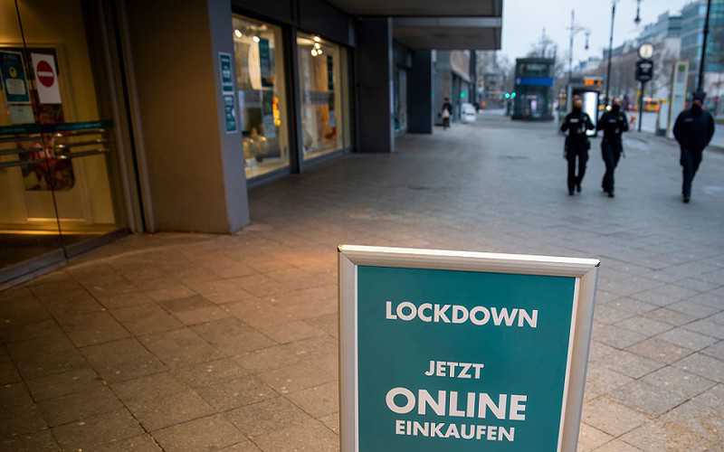 Niemcy przedłużają lockdown do 31 stycznia. Nowe obostrzenia przy wjeździe do kraju