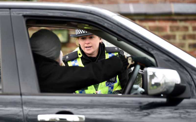 Anglia: Lokalna policja przeprosiła za... egzekwowanie restrykcji
