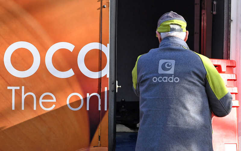 Ocado ostrzega klientów: "Zabraknie niektórych produktów"