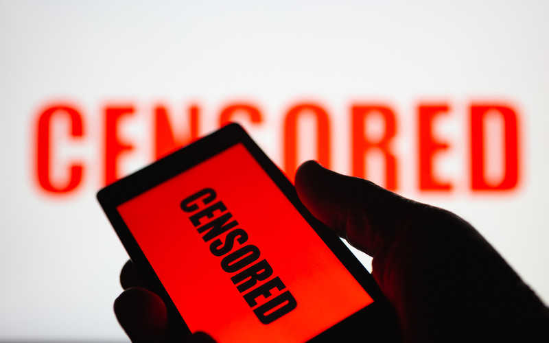 Hiszpański portal: "Polska przykładem w walce z cenzurą w mediach społecznościowych"