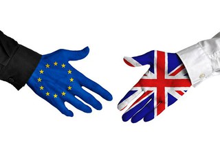 Szczyt UE ma uzgodnić kompromis z Londynem, aby powstrzymać Brexit