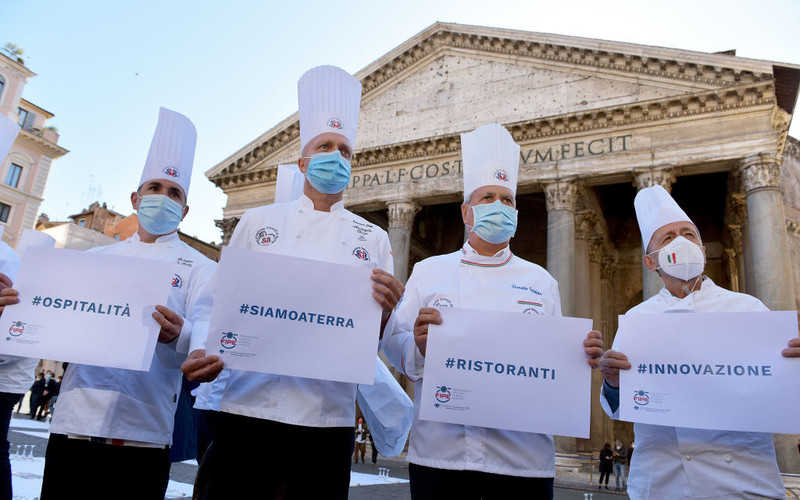 We Włoszech akcja "Ja otwieram". 50 tys. restauratorów buntuje się przeciw restrykcjom