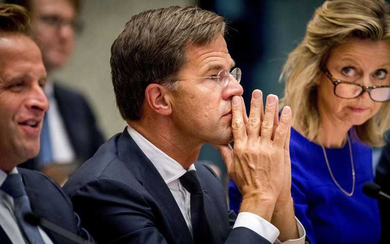 Rząd Holandii podał się do dymisji. W tle skandal z zasiłkami na dzieci