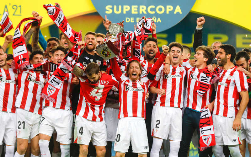 Messi sent off as Athletic Bilbao sink Barcelona to win Spanish Super Cup