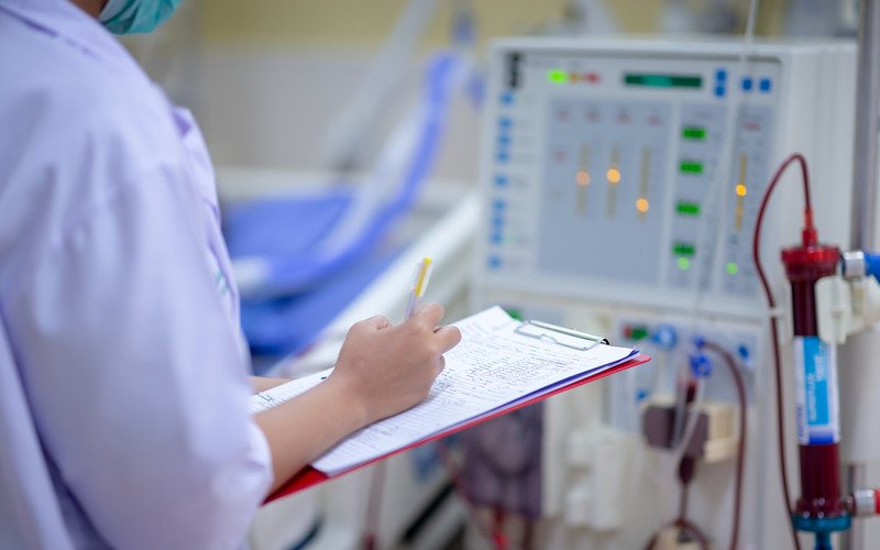 England: The court refused to allow the Polish consul to access a Pole in a coma