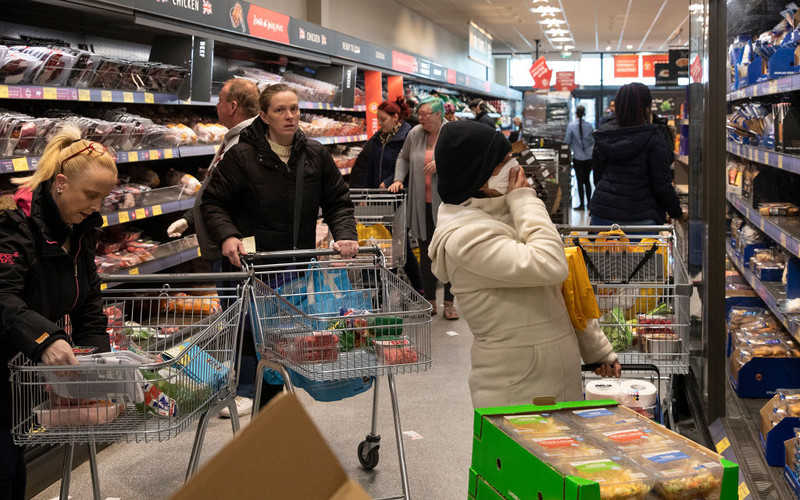 Family shopping trips to supermarkets 'could be banned' under new rules