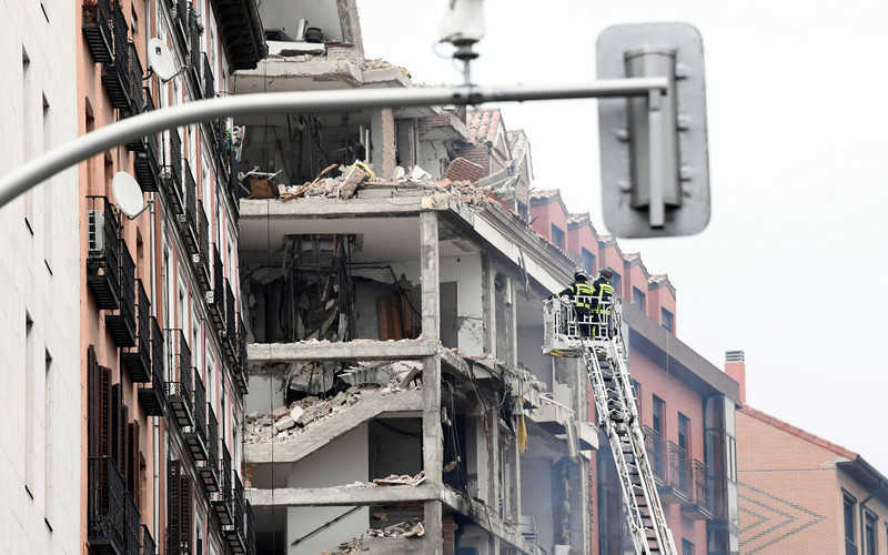 Spain: Explosion in Madrid destroys building