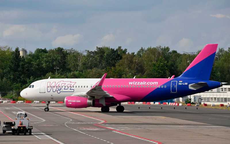 Wizz Air airlines with a penalty for the manner of serving customers