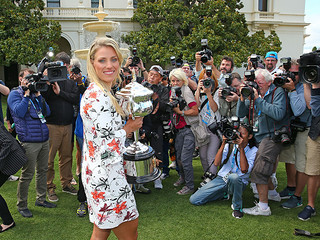 Trofeum za zwycięstwo w Australian Open czeka na Kerber w Warszawie