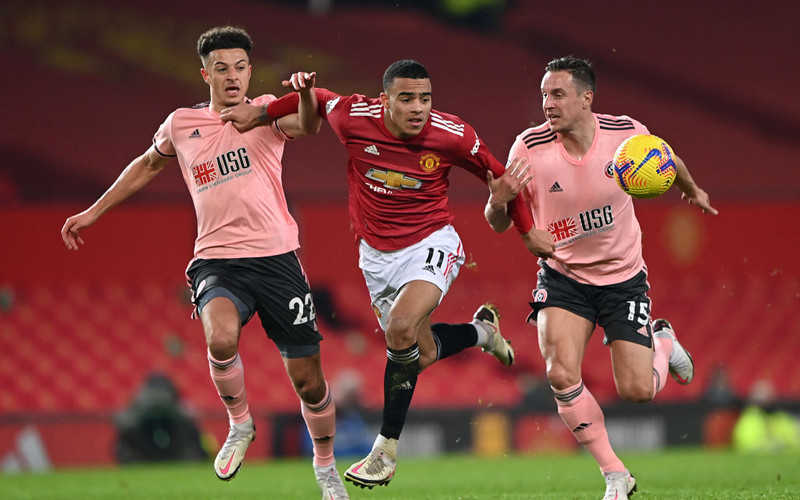 Manchester United suffered a humbling 2-1 loss to  Sheffield United
