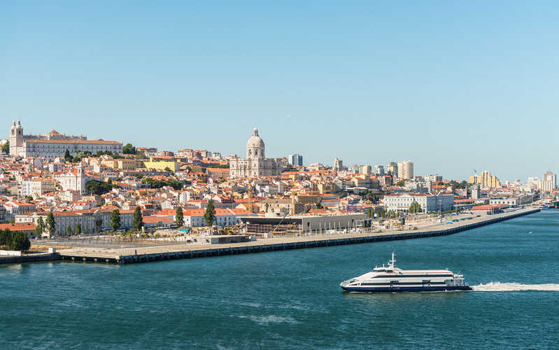 Portugalia: W Lizbonie pod ziemią odkryto XVII-wieczny okręt