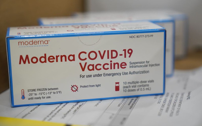 The late delivery of Moderna vaccines has reached Poland