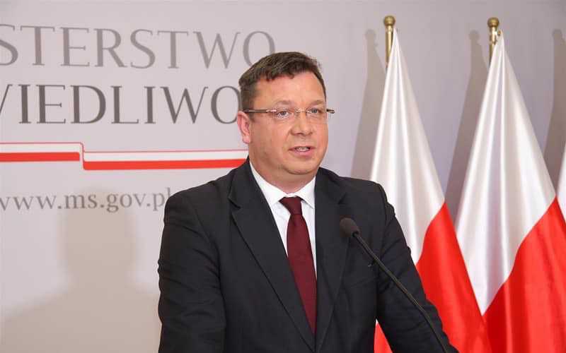 "Nie dla uznawania w Polsce małżeństw jednopłciowych zawartych w innych krajach"