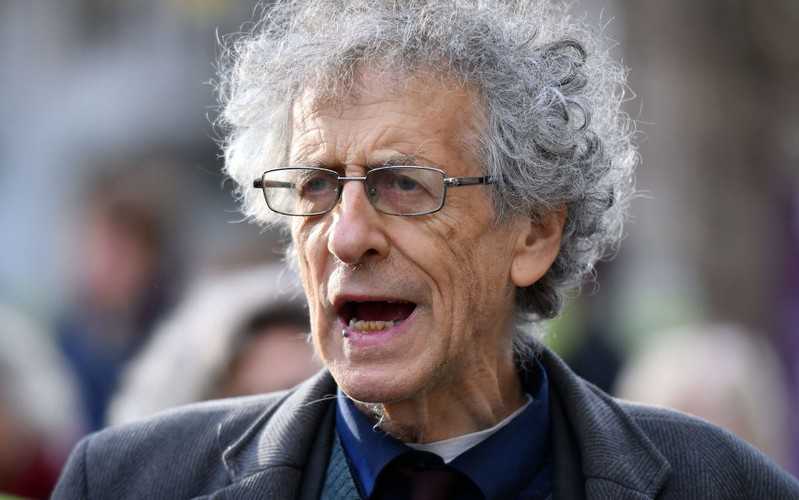 Piers Corbyn designs leaflet comparing Covid vaccine programme with Auschwitz