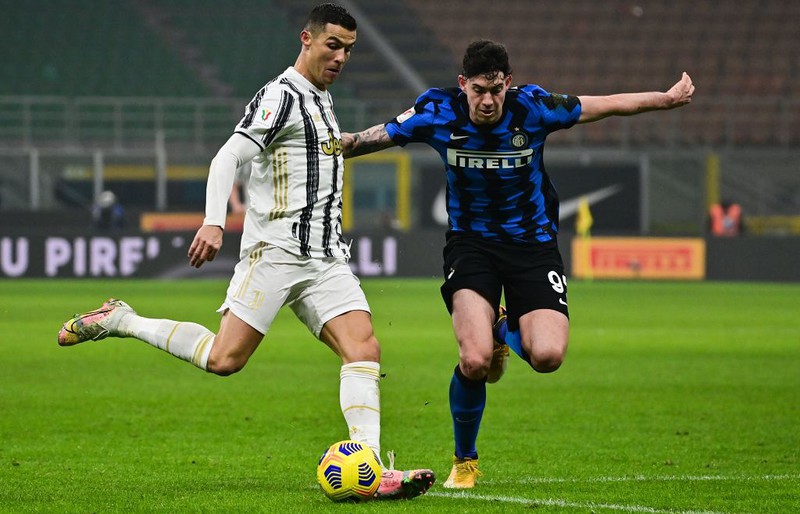 Ronaldo nets two as Juve beats Inter Milan in cup semifinal first leg