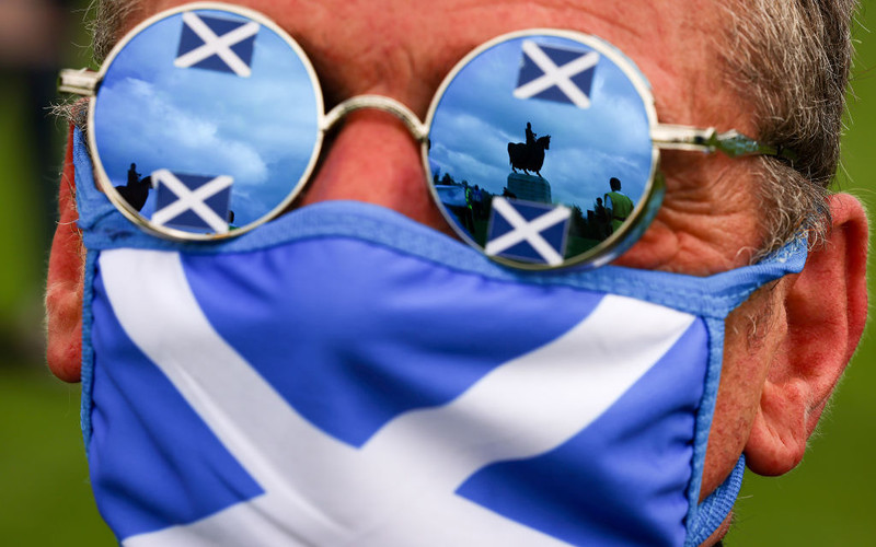 Scottish Independence: Support falls for the first time since
