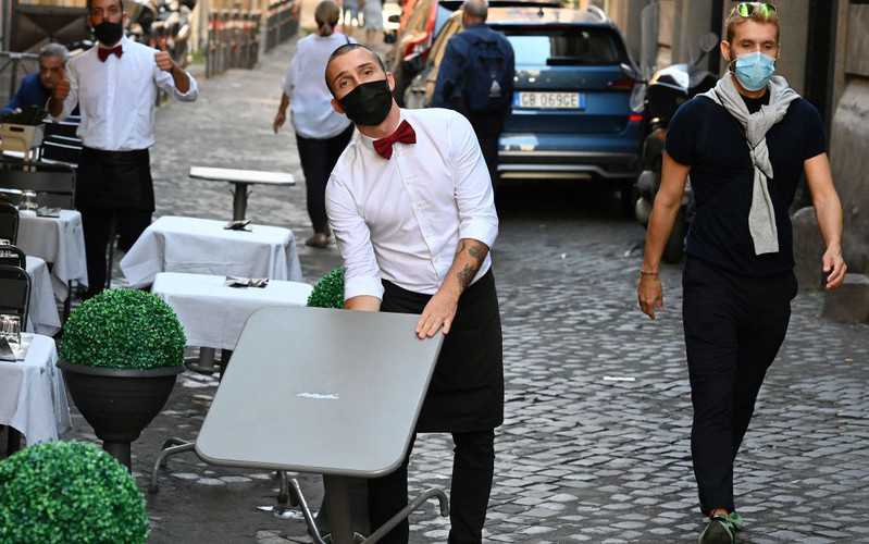 Włochy: Restauracja we Florencji nie obsługuje polityków