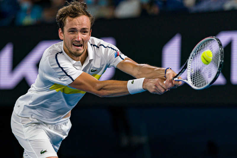 Australian Open: Daniil Medvedev beats Stefanos Tsitsipas & meets Novak Djokovic